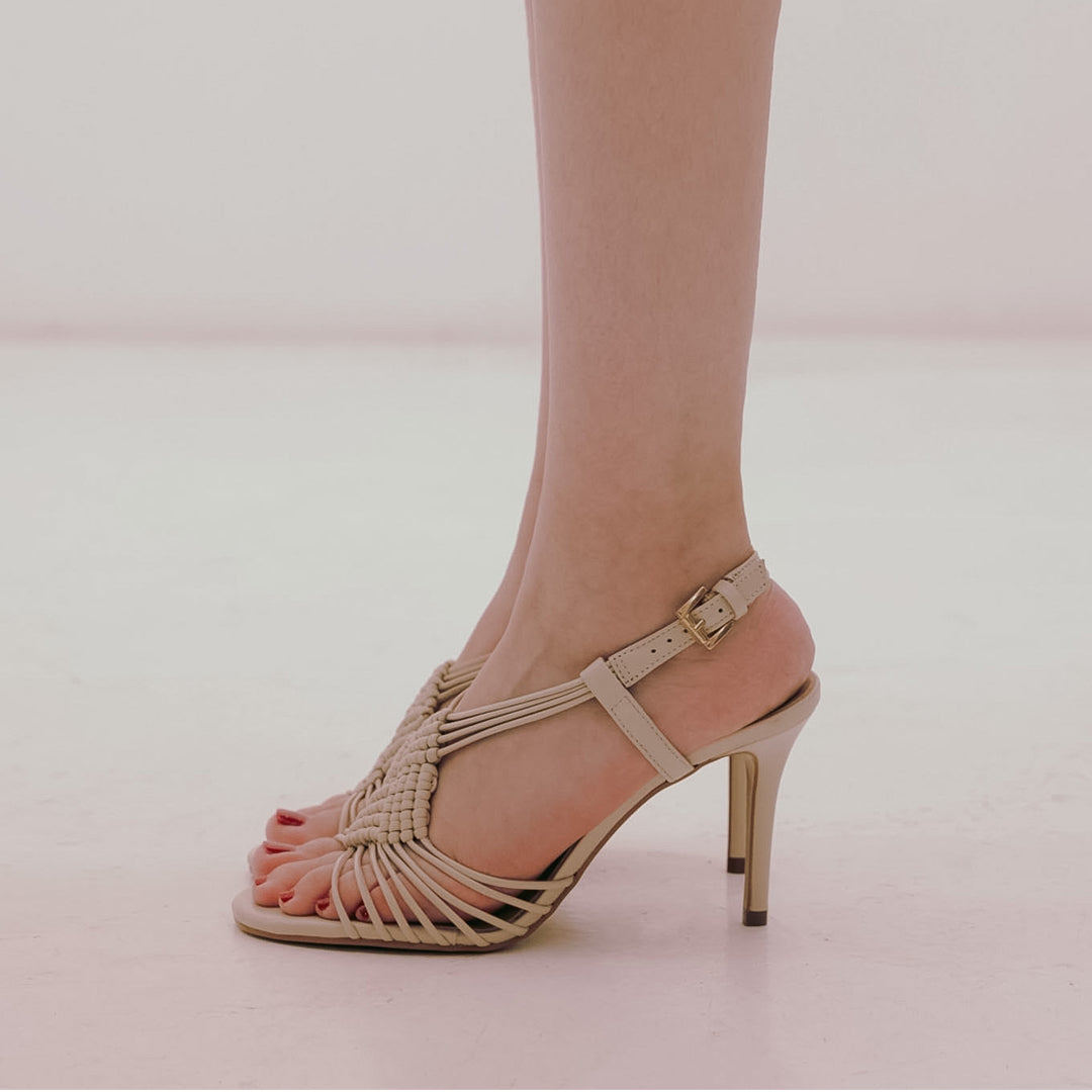 Elveo strappy heeled sandal